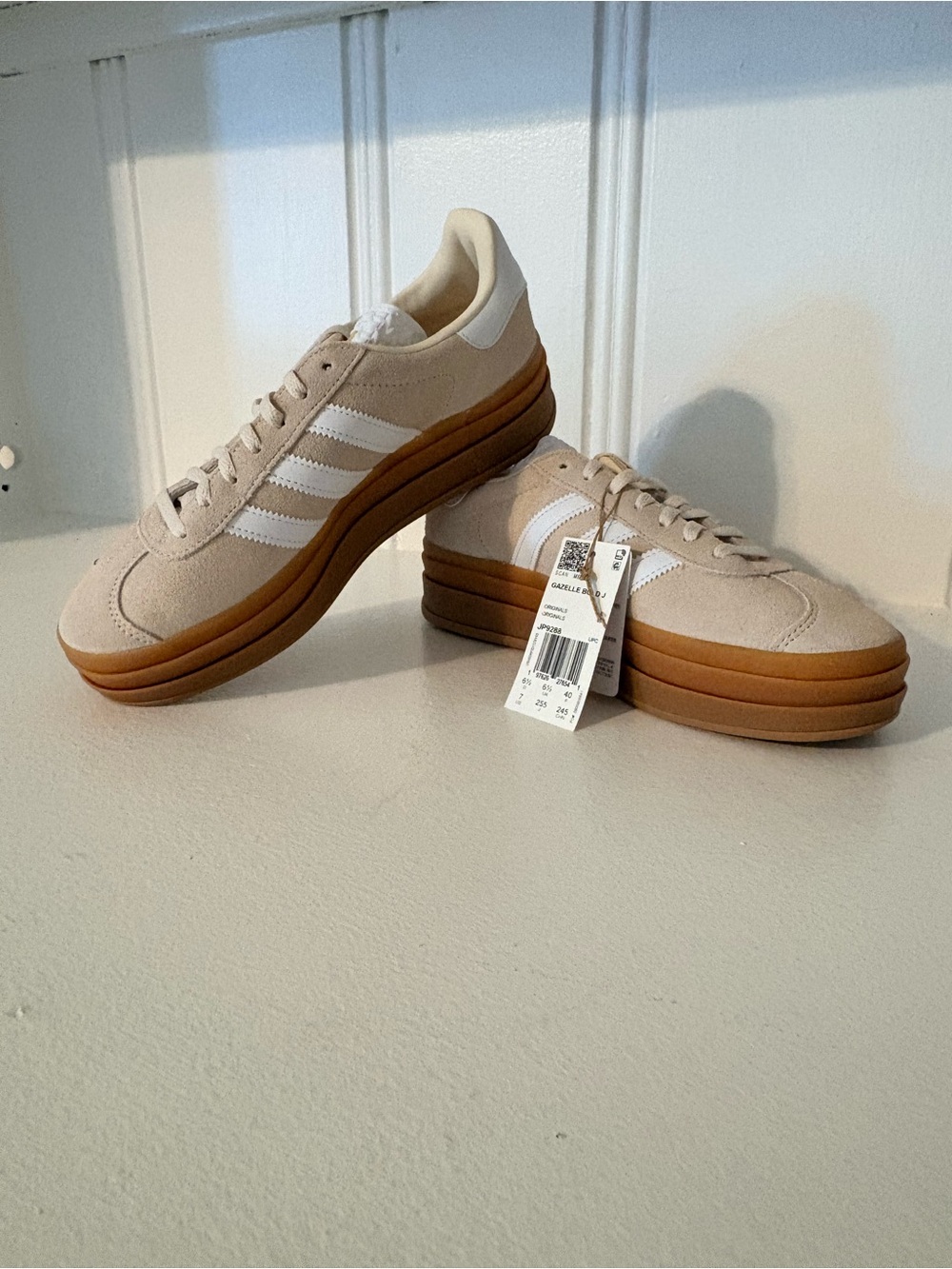 adidas Beige and White Women’s Sneakers - Picture 2 of 5